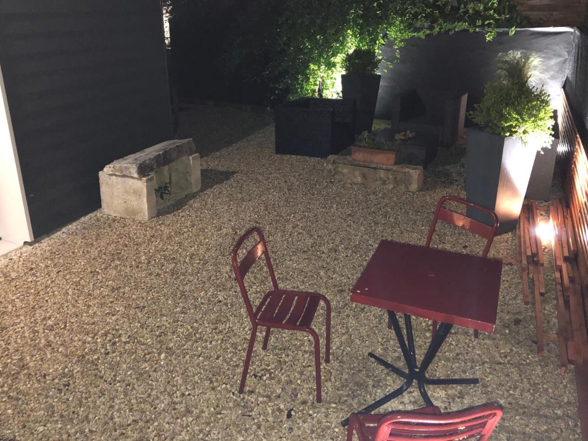 Petit Gite En Braconne La Rochette  Exterior photo