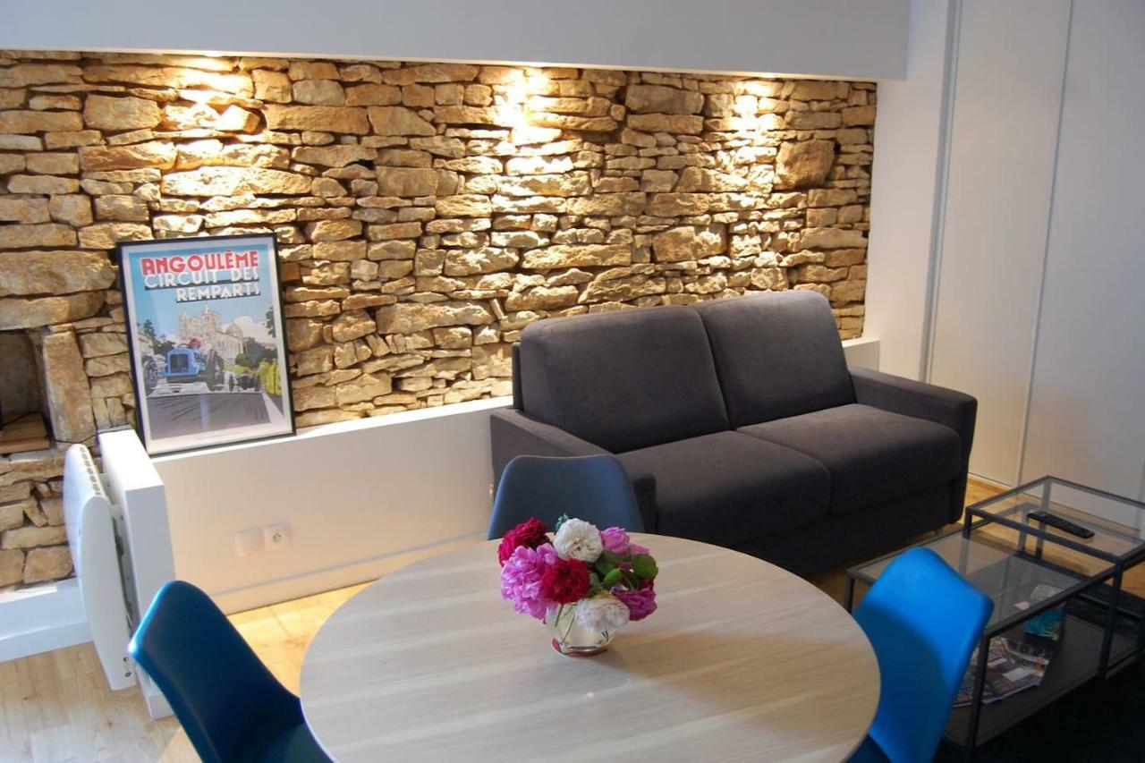 Petit Gite En Braconne La Rochette  Exterior photo